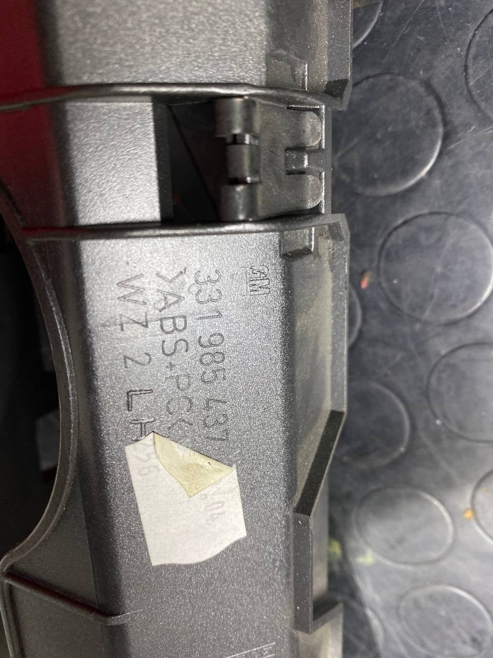 Dashboard air vent mask Opel Astra (2008) code:24465731 - F&P CRASH SRLS - Used Parts