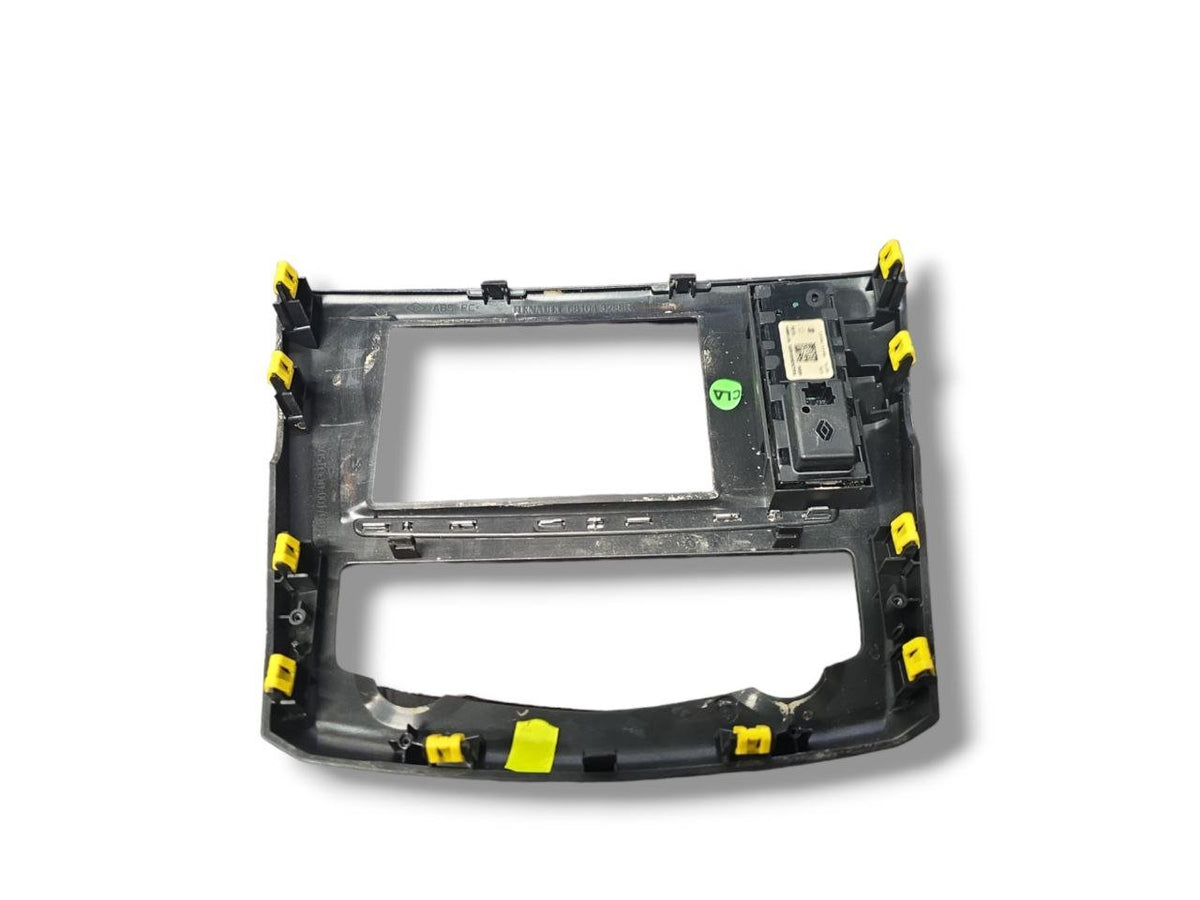DASHBOARD MASK RENAULT KADJAR (2015 - 2022) Code: 681043286R - F&P CRASH SRLS - Used Parts