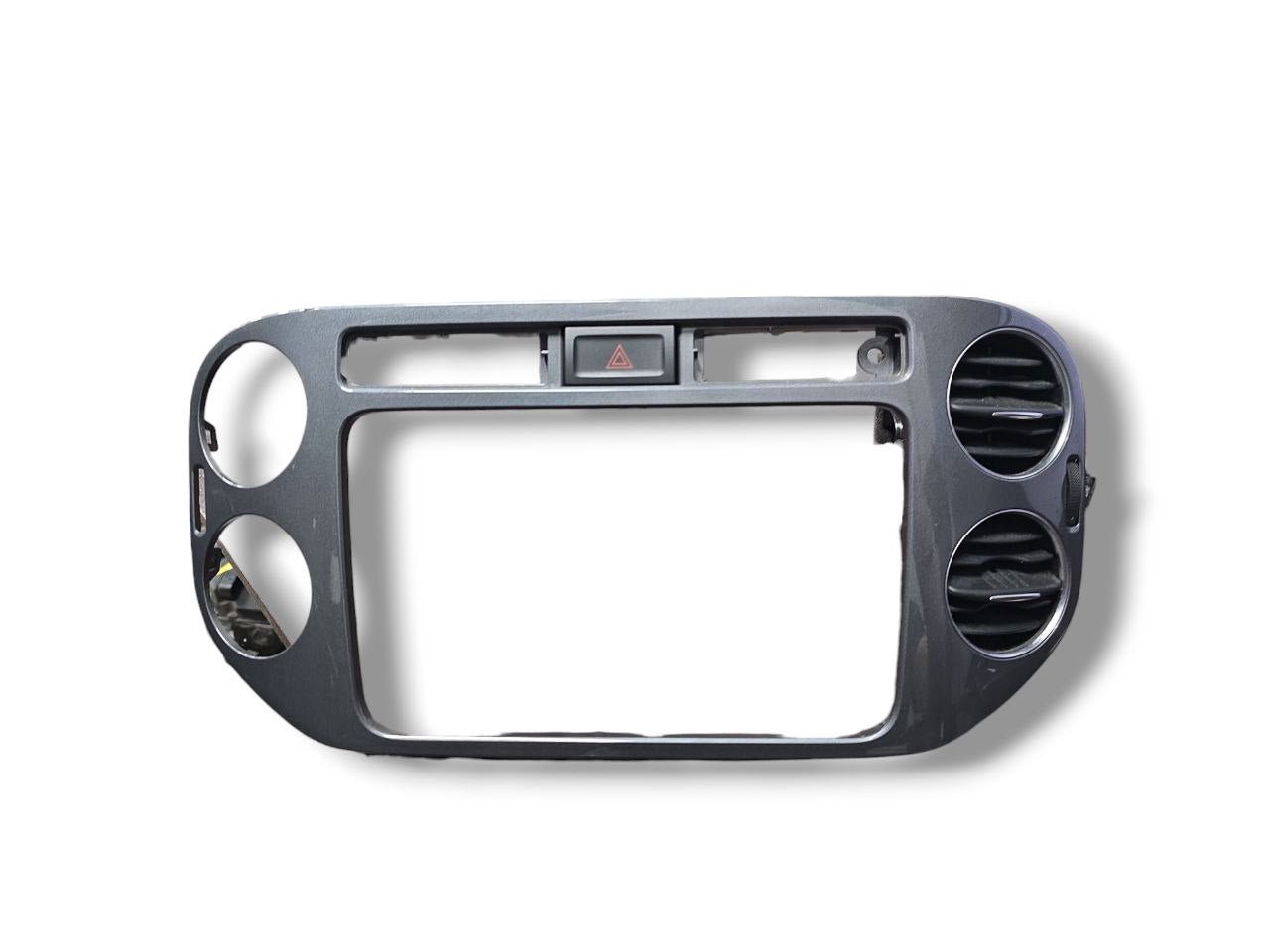 MASCHERINA CRUSCOTTO VOLKSWAGEN TIGUAN 5N (2007 - 2016) Cod : 5N0858071E - F&P CRASH SRLS - Ricambi Usati