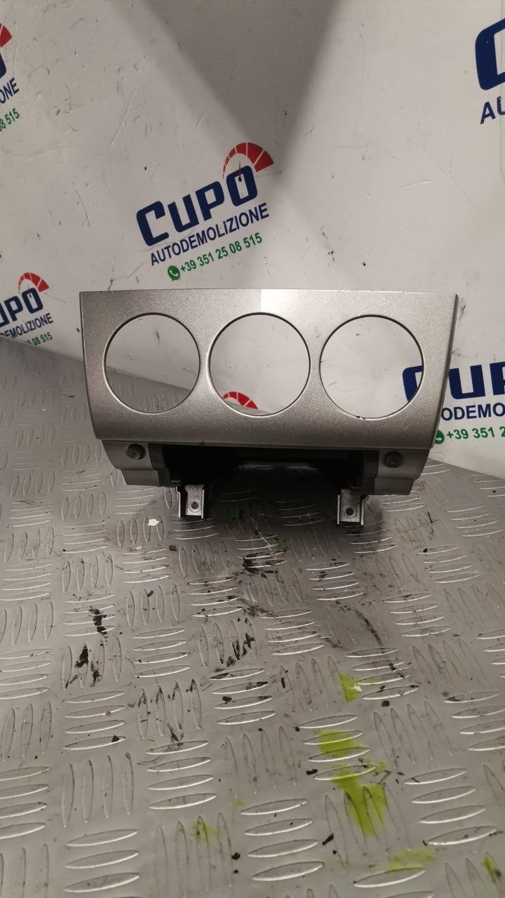 Mascherina rivestimento cruscotto centrale comandi clima Peugeot 308 cod: 9658867377 - F&P CRASH SRLS - Ricambi Usati