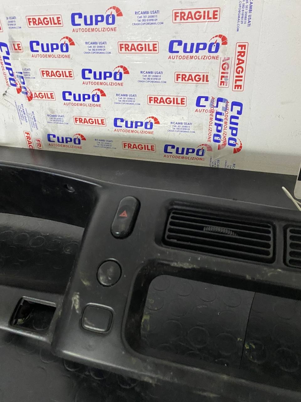 Mascherina Rivestimento Cruscotto Mitsubishi L200 ('96) - F&P CRASH SRLS - Ricambi Usati