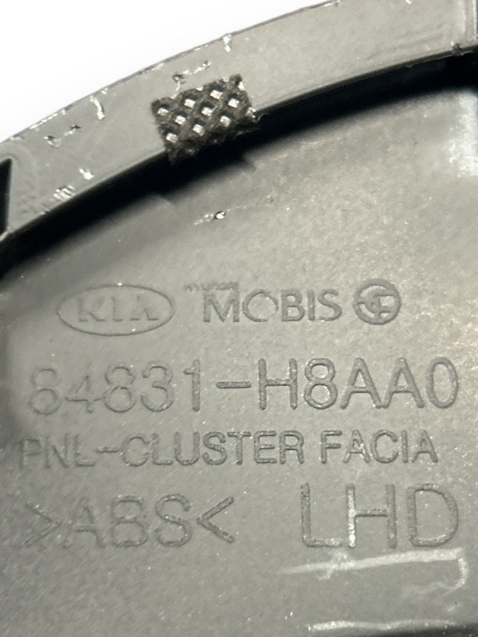Tachometer / Speedometer Mask Kia Stonic (2017 > ) cod.84831 - H8AA0 - F&P CRASH SRLS - Used Parts