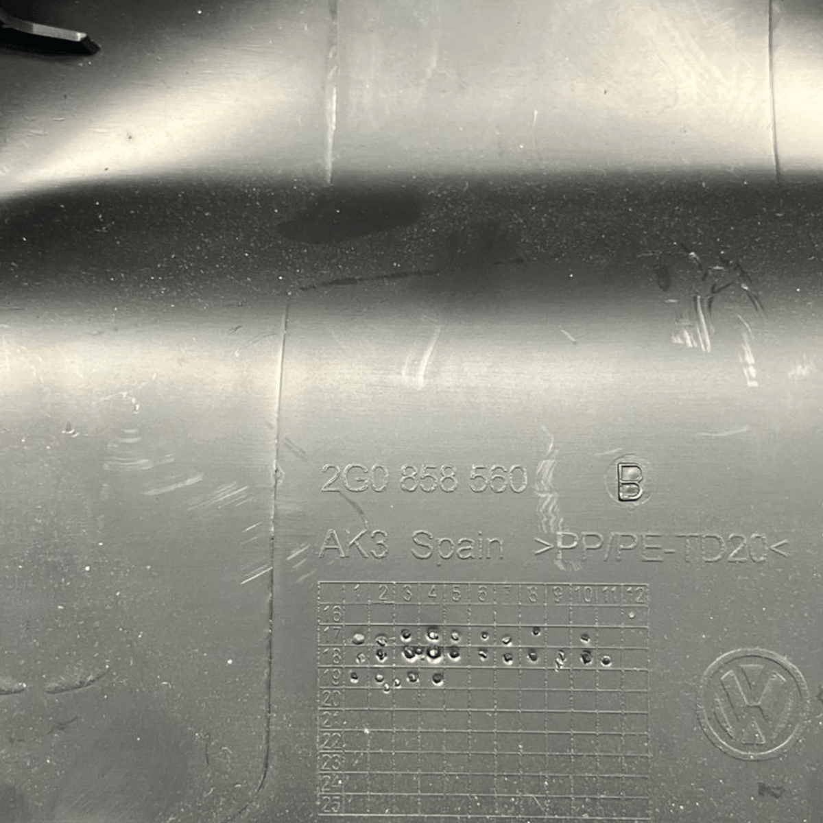 Volkswagen Polo AW1 tachometer mask cod.2G1819703GR / 2G0858560 with air vent and cover above the steering column (2017 - >) - F&P CRASH SRLS - Used Parts