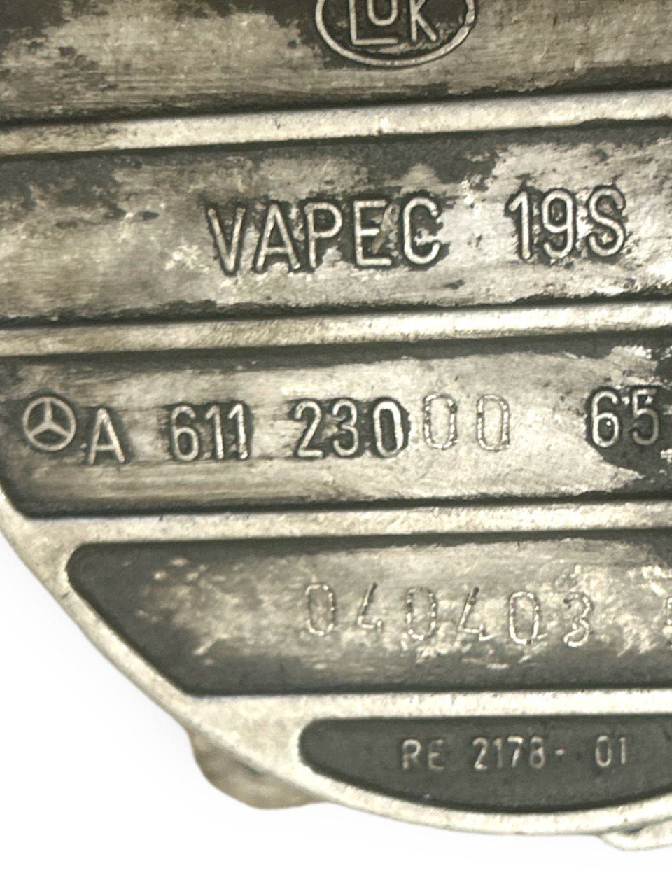 Mercedes Benz Classe C (W203) 2.2 Diesel (2000 > 2007) cod.A6112300065 Pompa A Vuoto / Depressore - F&P CRASH SRLS - Ricambi Usati