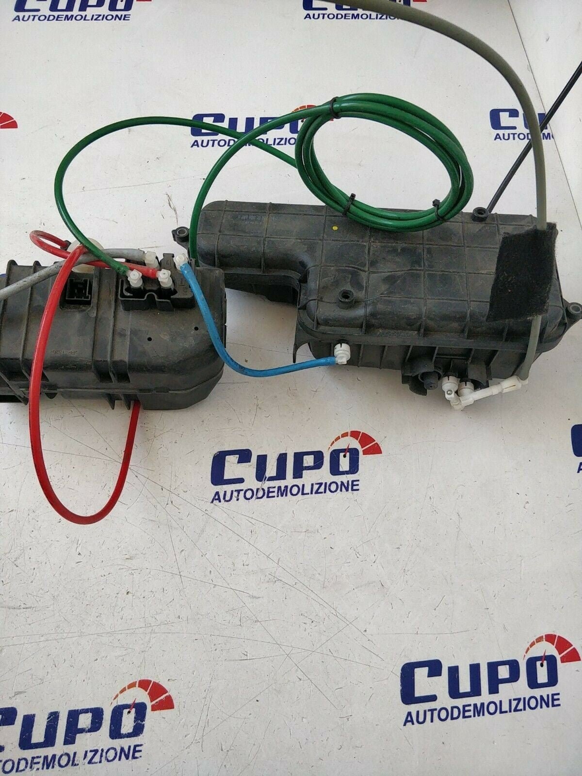 Mercedes S500 W221 A0008002219 Air Tank Central Locking + Compressor - F&P CRASH SRLS - Used Parts