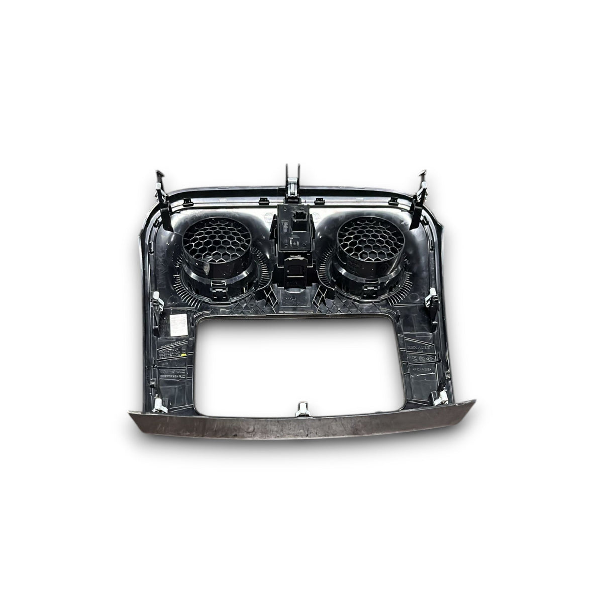 Car Radio Trim With Central Vents Dacia Sandero cod:682601574R (2012 > 2020) - F&P CRASH SRLS - Used Parts