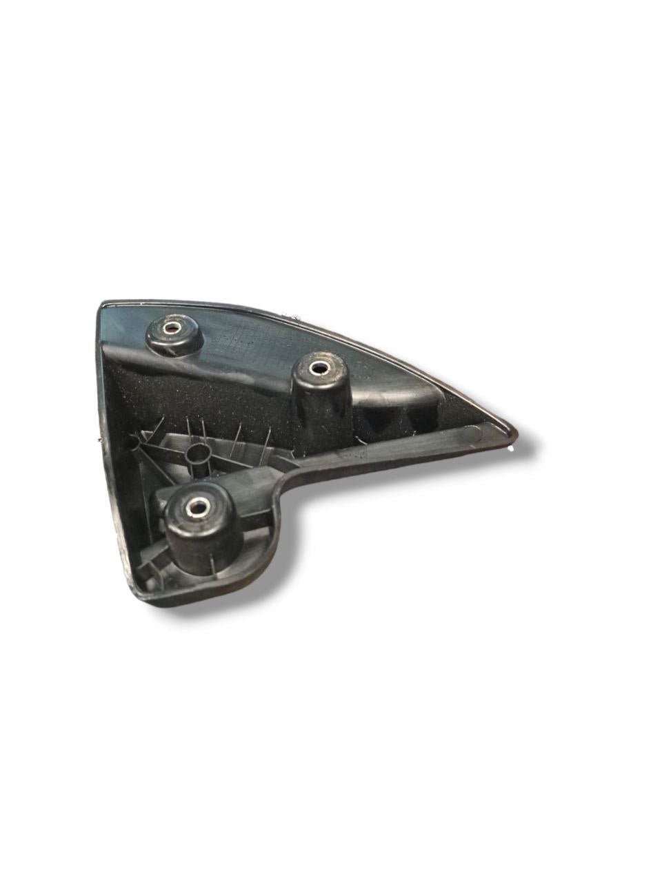 modanatura bagagliaio posteriore destra Fiat 500x (2014>) COD:735628739 - F&P CRASH SRLS - Ricambi Usati