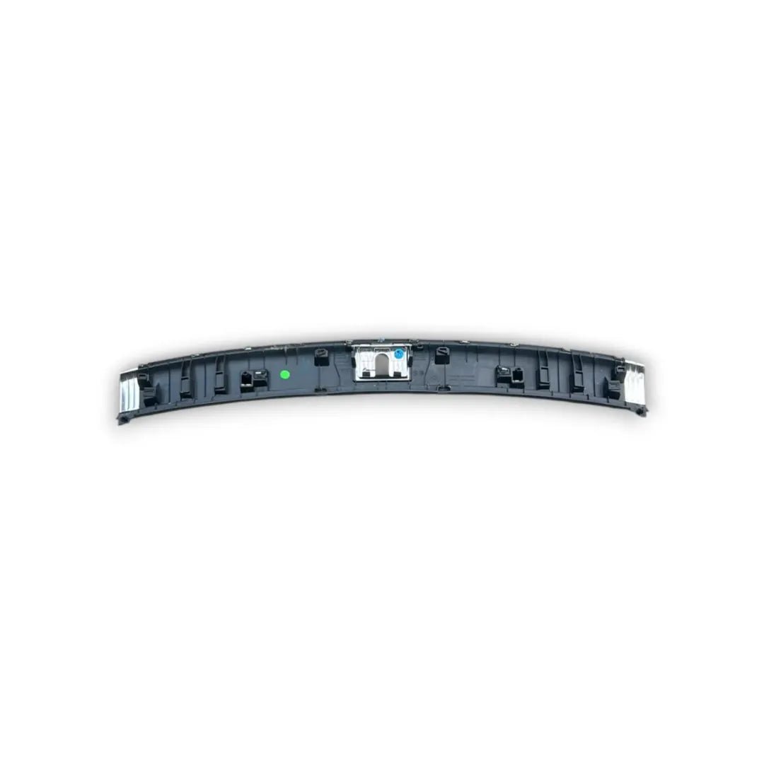 Dettaglio Modanatura battivaligia Audi Q5 FYB 2016–2021 OEM 80A864483EDS2 - foto 2