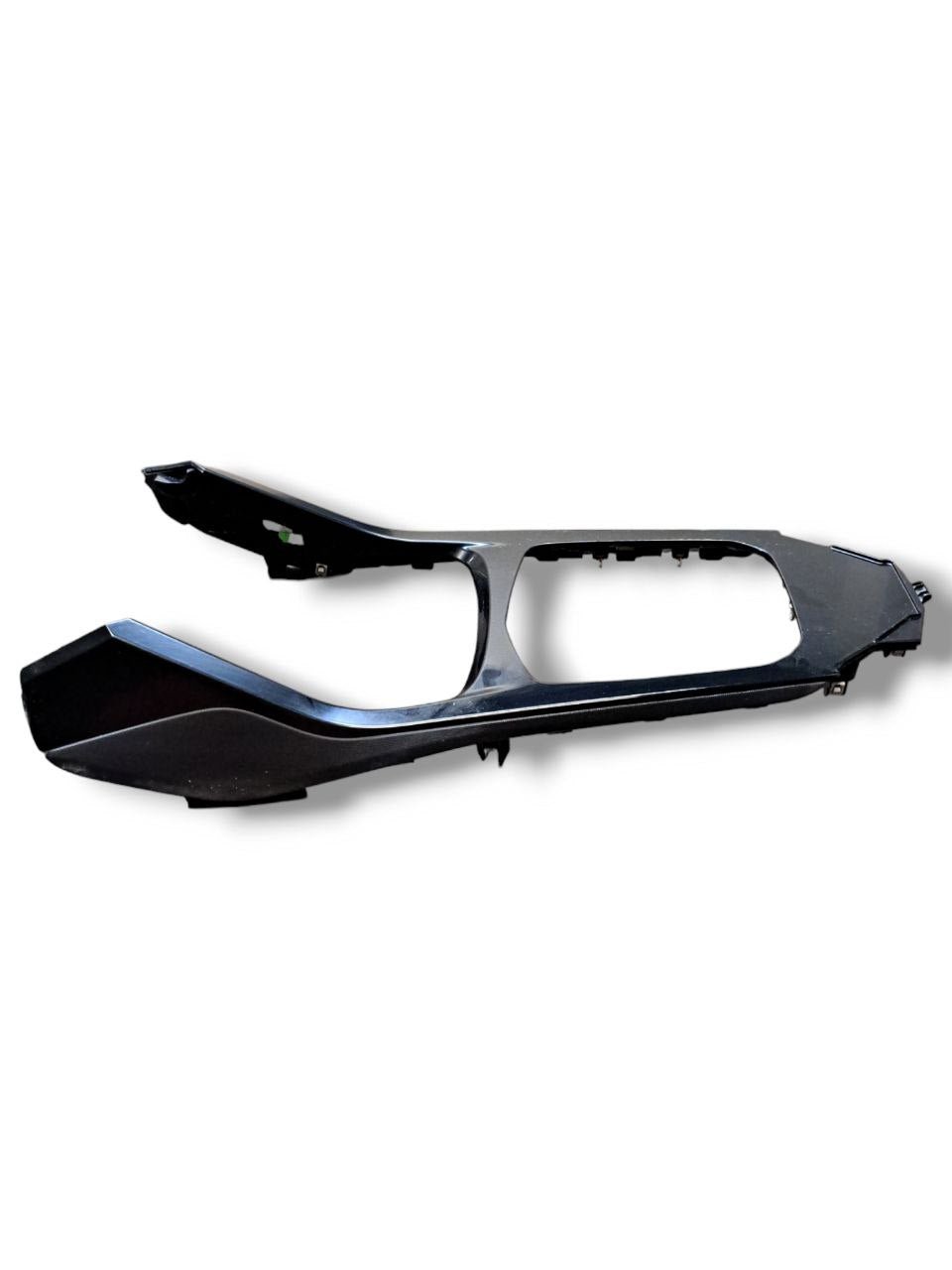 Central Console Molding Bmw Series 1 F40 (2022) COD:16682344806 - F&P CRASH SRLS - Used Parts
