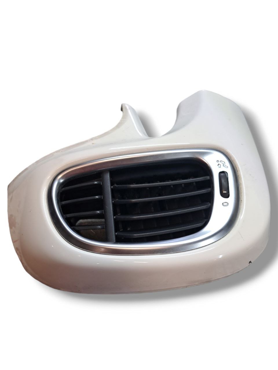 Dashboard Molding + Air Conditioning Vent Left Side Driver Fiat 500L (2017) COD:735526467 - F&P CRASH SRLS - Used Parts