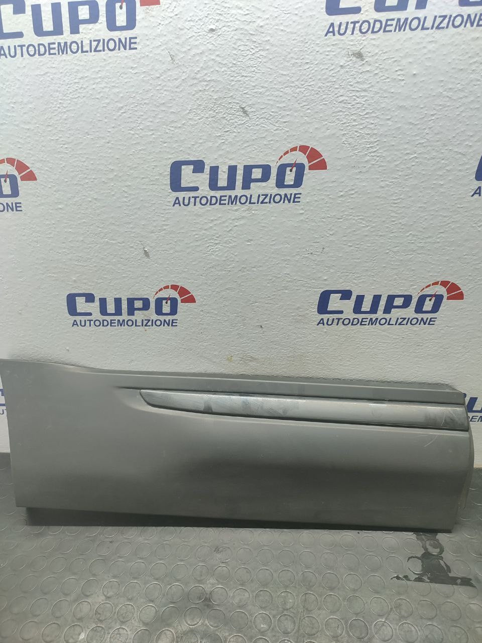 Modanatura Esterna Posteriore Esterna LAND ROVER / RANGE ROVER (2012) Cod:BJ32-274A48BH - F&P CRASH SRLS - Ricambi Usati