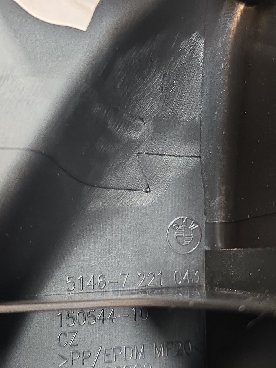 MODANATURA INTERNA MONTANTE POSTERIORE SINISTRO BMW SERIE 1 F20 - F21 Cod : 5146 - 7221043 (2011 - 2019) - F&P CRASH SRLS - Ricambi Usati