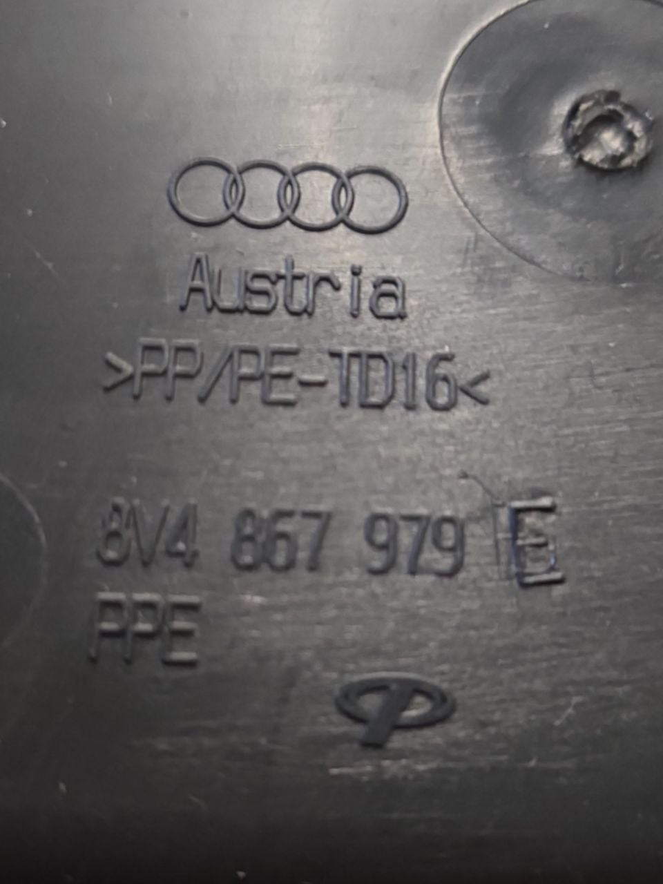 Internal Trim Tailgate Audi A3 8V (2012 - 2020) Code: 8V4867979E - F&P CRASH SRLS - Used Spare Parts
