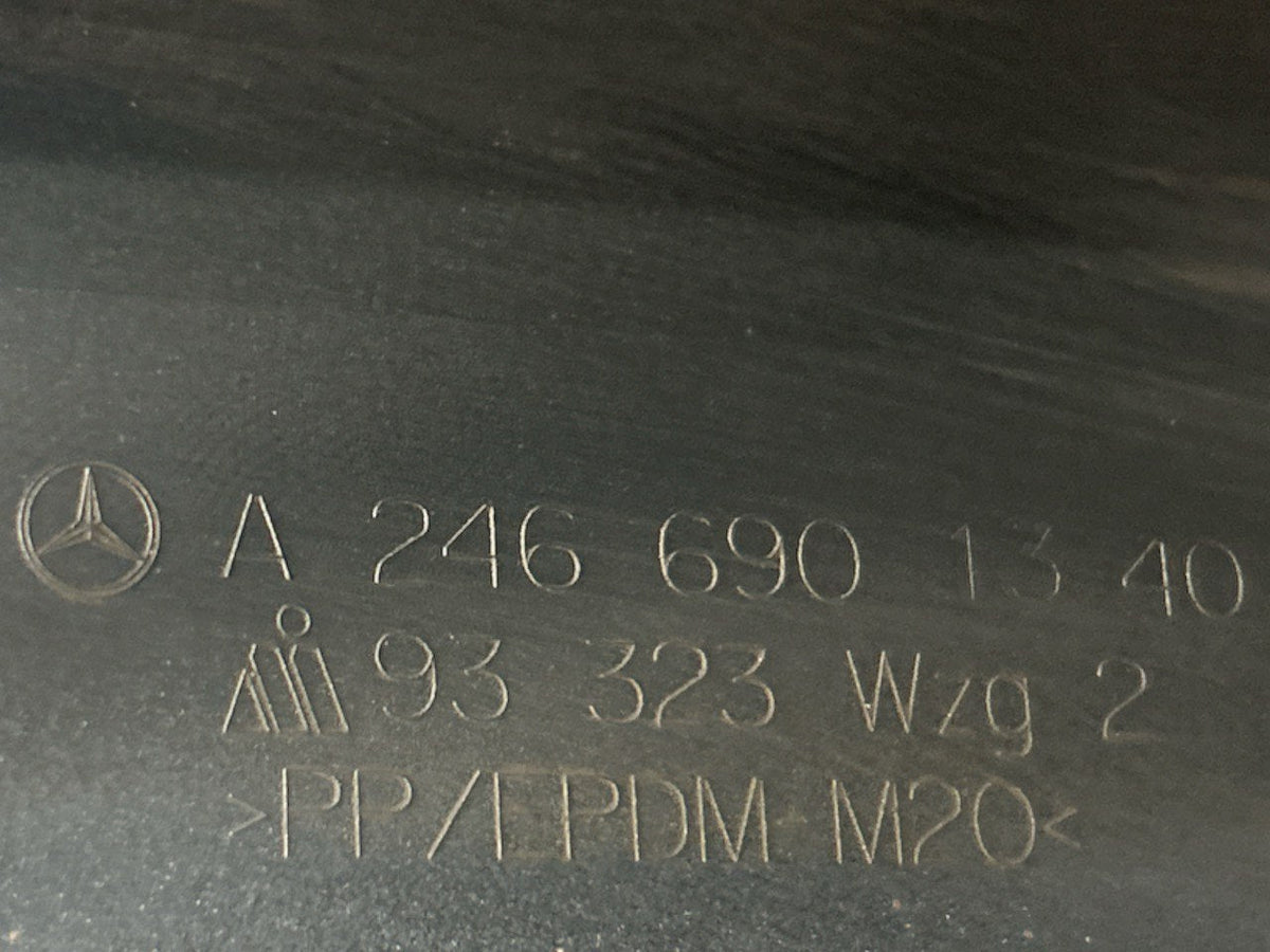Modanatura Minigonna / Sottoporta Laterale Sinistro (SX) Mercedes Classe B (W246) (2012 - 2019 ) cod . A2466901340 - F&P CRASH SRLS - Ricambi Usati
