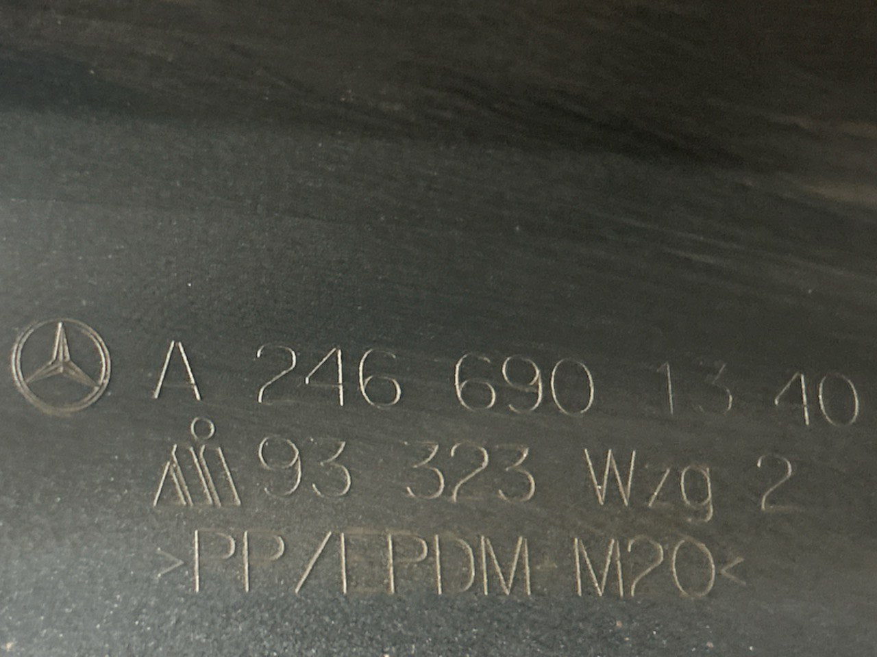 Modanatura Minigonna / Sottoporta Laterale Sinistro (SX) Mercedes Classe B (W246) (2012 - 2019 ) cod . A2466901340 - F&P CRASH SRLS - Ricambi Usati