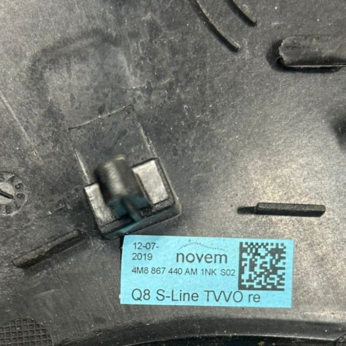 Modanatura pannello anteriore destra audi q8 cod:4M8867440 (2018 > 2023) - F&P CRASH SRLS - Ricambi Usati