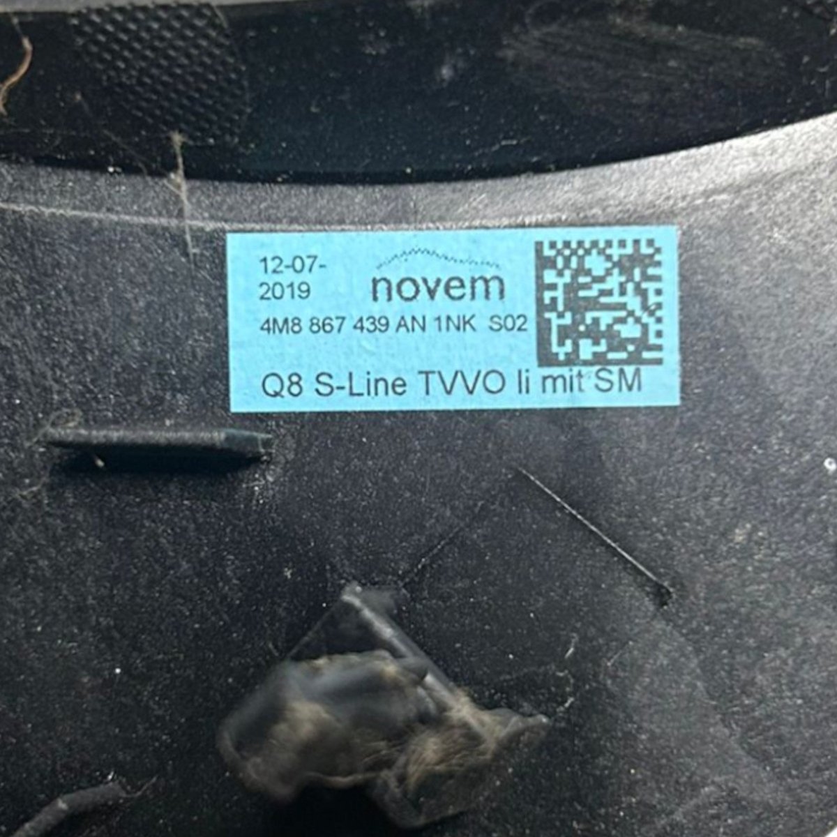 Modanatura pannello anteriore sinistra audi q8 cod:4M8867439 (2018 > 2023) - F&P CRASH SRLS - Ricambi Usati