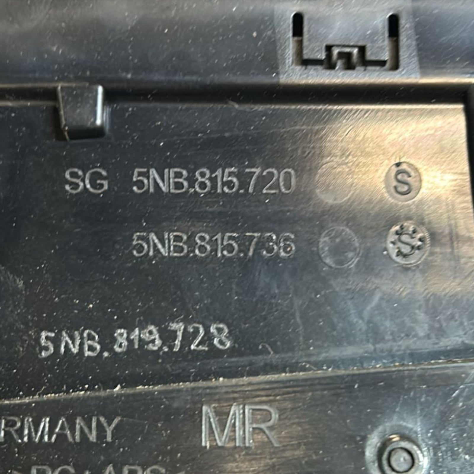 Modanatura / Rivestimento Cruscotto Volkswagen Tiguan (AD1) (2016 > 2024) - F&P CRASH SRLS - Ricambi Usati