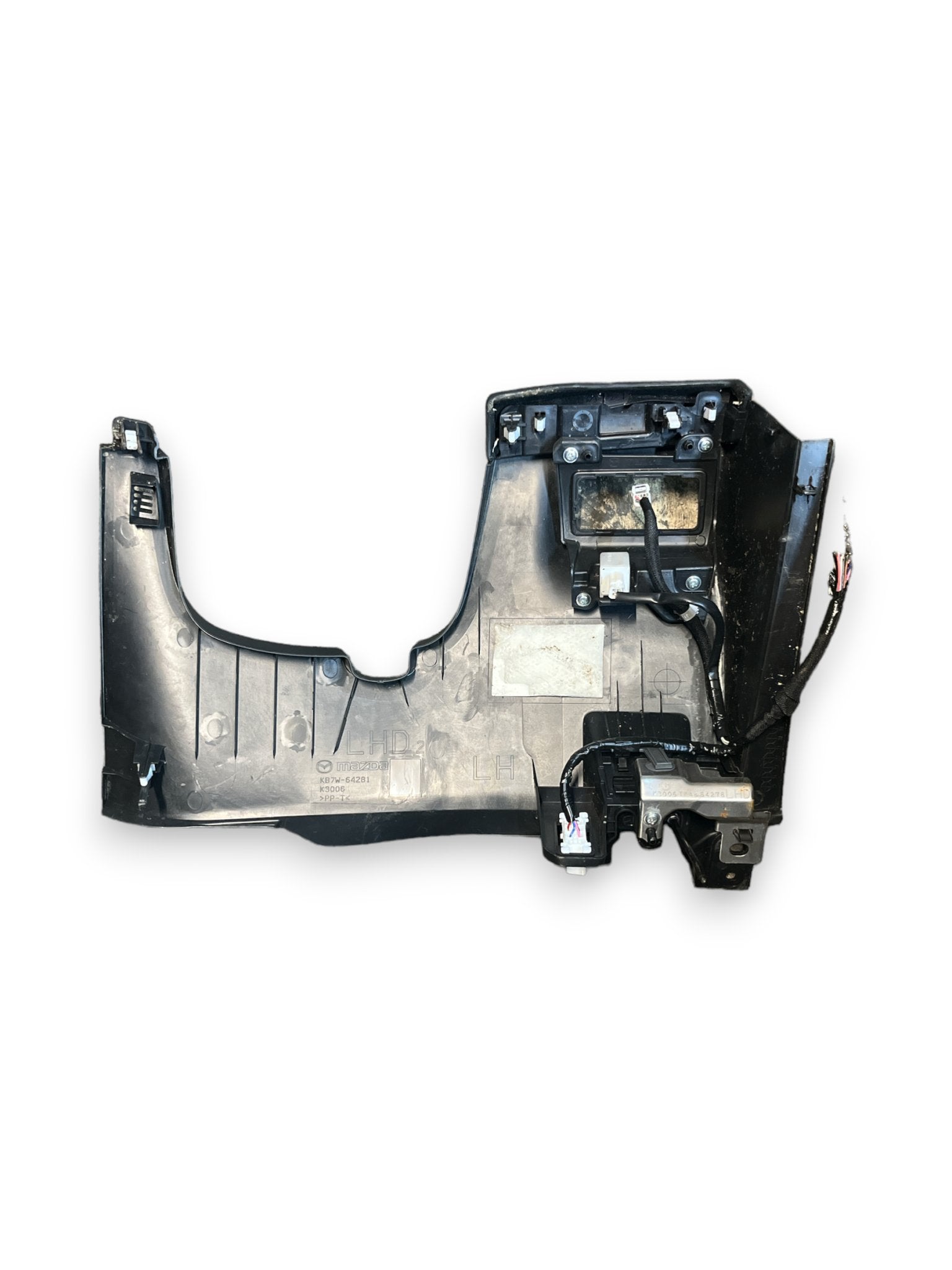 Modanatura Rivestimento Lato Guida Apertura Cofano Serbatoio Mazda CX-5 ( 2018 ) cod : KB7W-64281 - F&P CRASH SRLS - Ricambi Usati