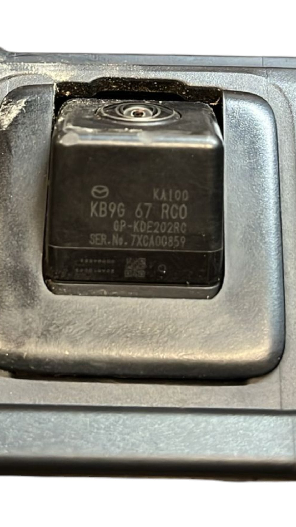 Modanatura + telecamera posteriore Mazda CX - 5 (2016 - >) cod.KB9G67RC0 - F&P CRASH SRLS - Ricambi Usati