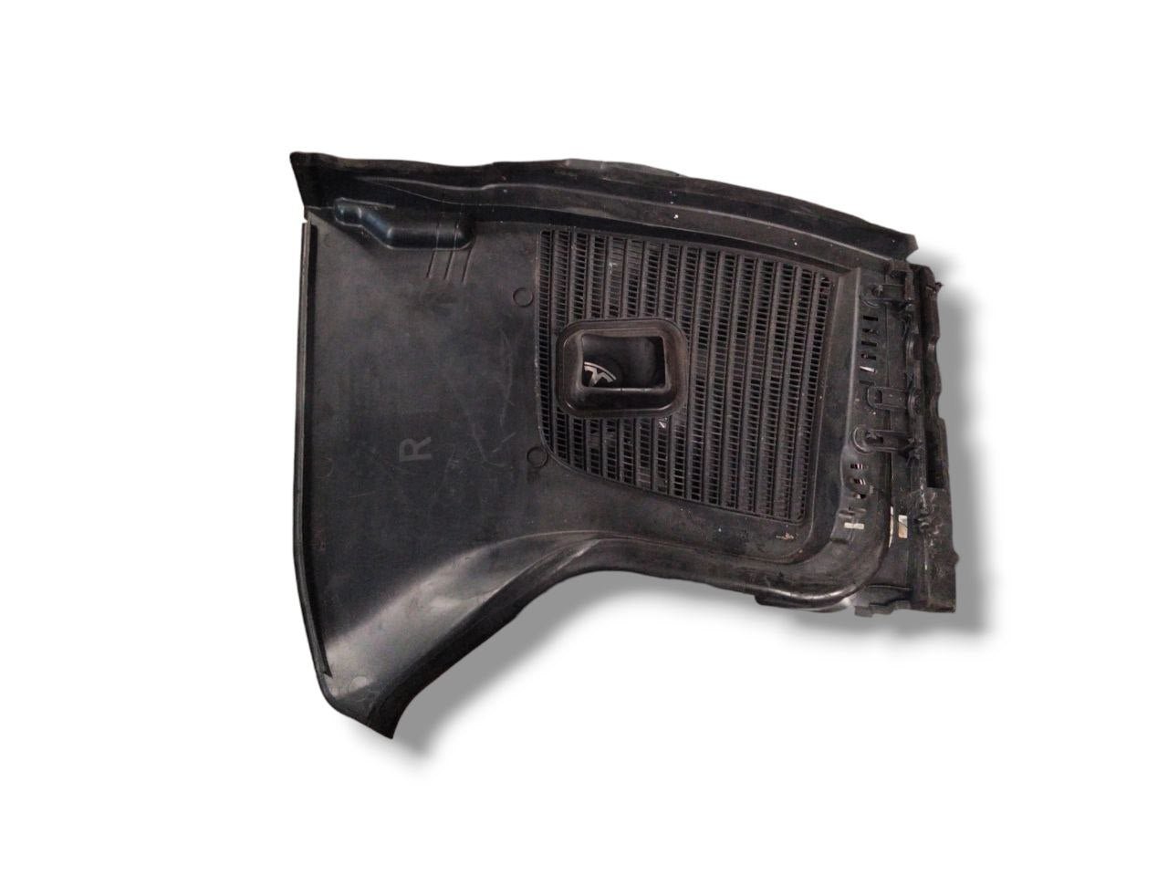 Modanatura tergicristallo anteriore destro Mercedes - Benz GLC X253 cod.A2538305000 (2015 - 2023) - F&P CRASH SRLS - Ricambi Usati