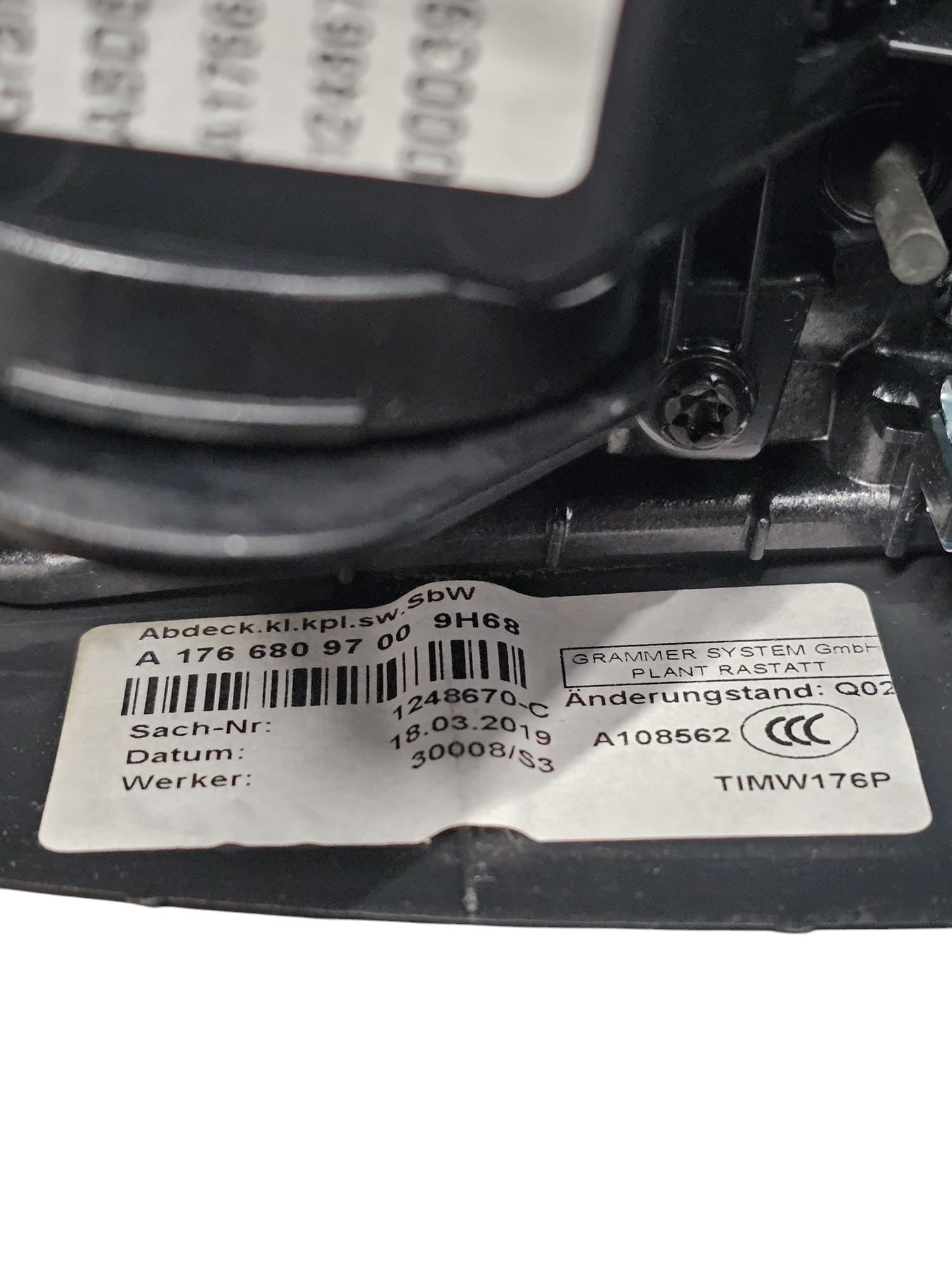 Modanatura Tunnel Centrale Mercedes GLA X156 Cod:A1766809700 (2013 - 2019) - F&P CRASH SRLS - Ricambi Usati