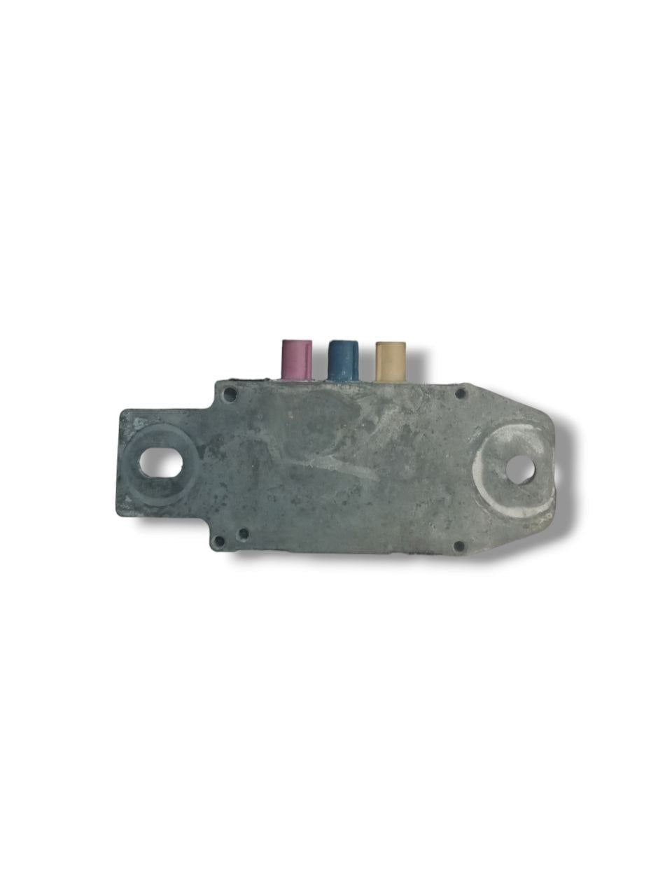 Modulo Elettronico / Antenna Land Rover (2017) cod: DPLA-19C097-BA - F&P CRASH SRLS - Ricambi Usati