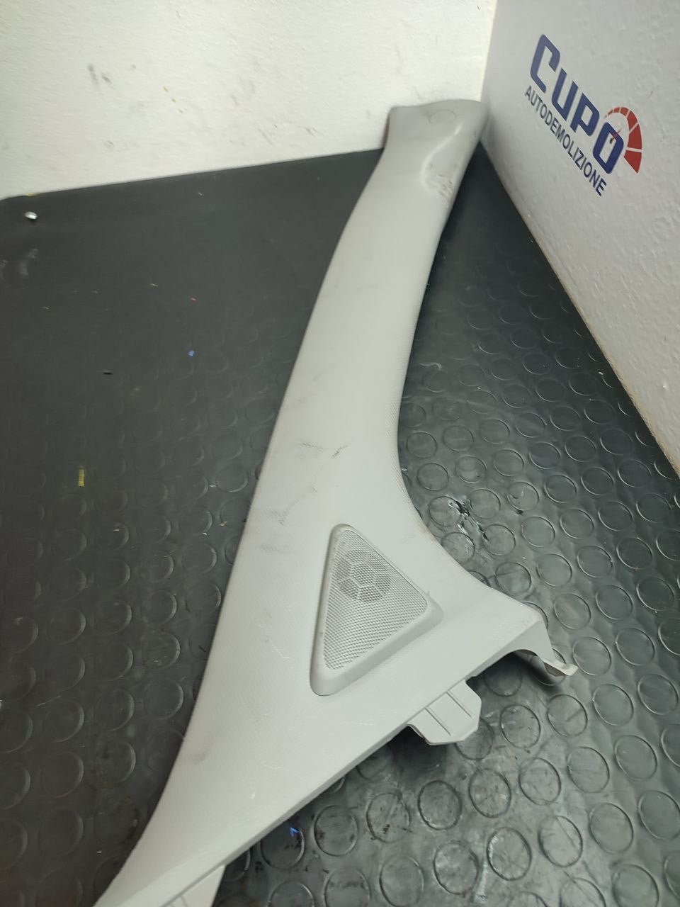 Left front mount TOYOTA YARIS 1.3 B code: 62211-0d070 - F&P CRASH SRLS - Used Parts