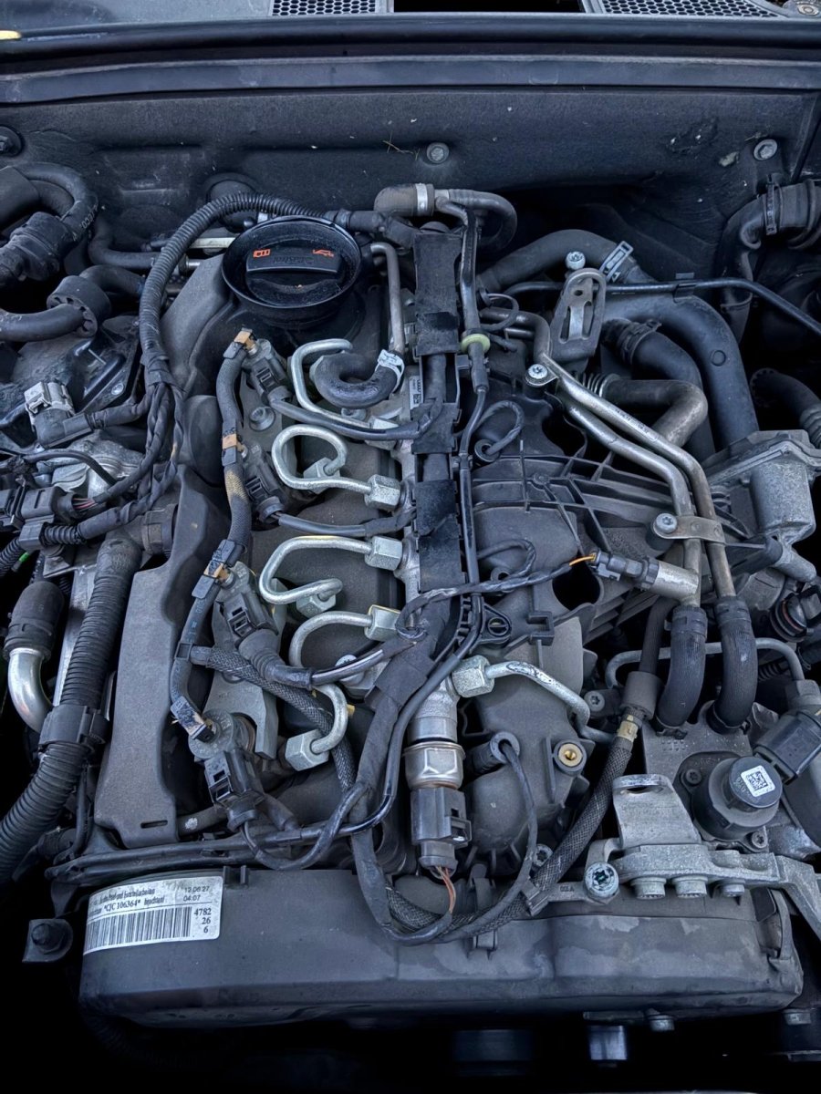 Motore Audi a4 b8 (2013) 88kw 120 cv cod: CJC - F&amp;P CRASH SRL - Ricambi Usati