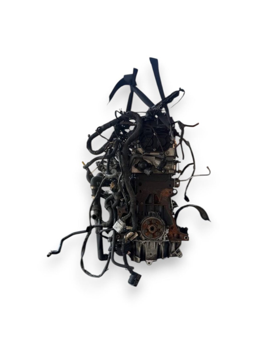 Motore Audi Q2 / Audi A3 / Volkswagen Golf / Seat Leon / Skoda Octavia ( 2017 ) 1.6 Diesel 77kw 105cv cod : CLH 73000km - F&P CRASH SRL - Ricambi Usati