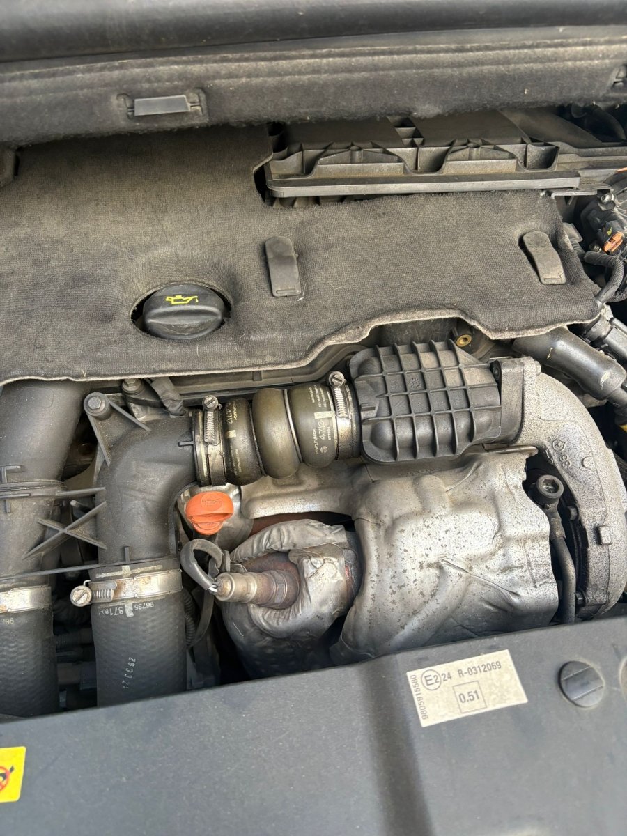 Motore Citroen C4 Picasso (2013) 1.6 Diesel 115cv 85kw cod: 9H05 - F&amp;P CRASH SRL - Ricambi Usati