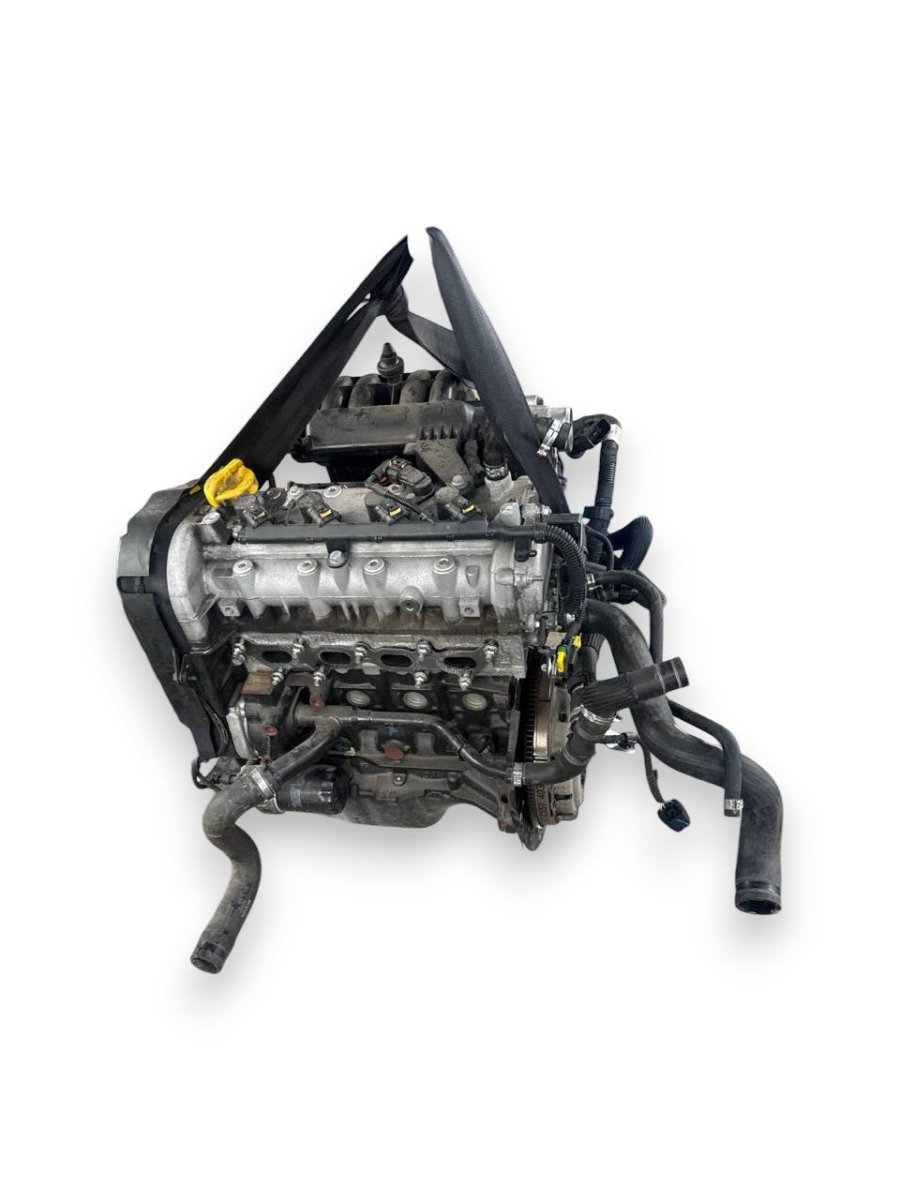 Motore Fiat Tipo ( 2017 ) 1.4 Benzina 70kw 95cv cod : 843A1000 - F&P CRASH SRLS - Ricambi Usati