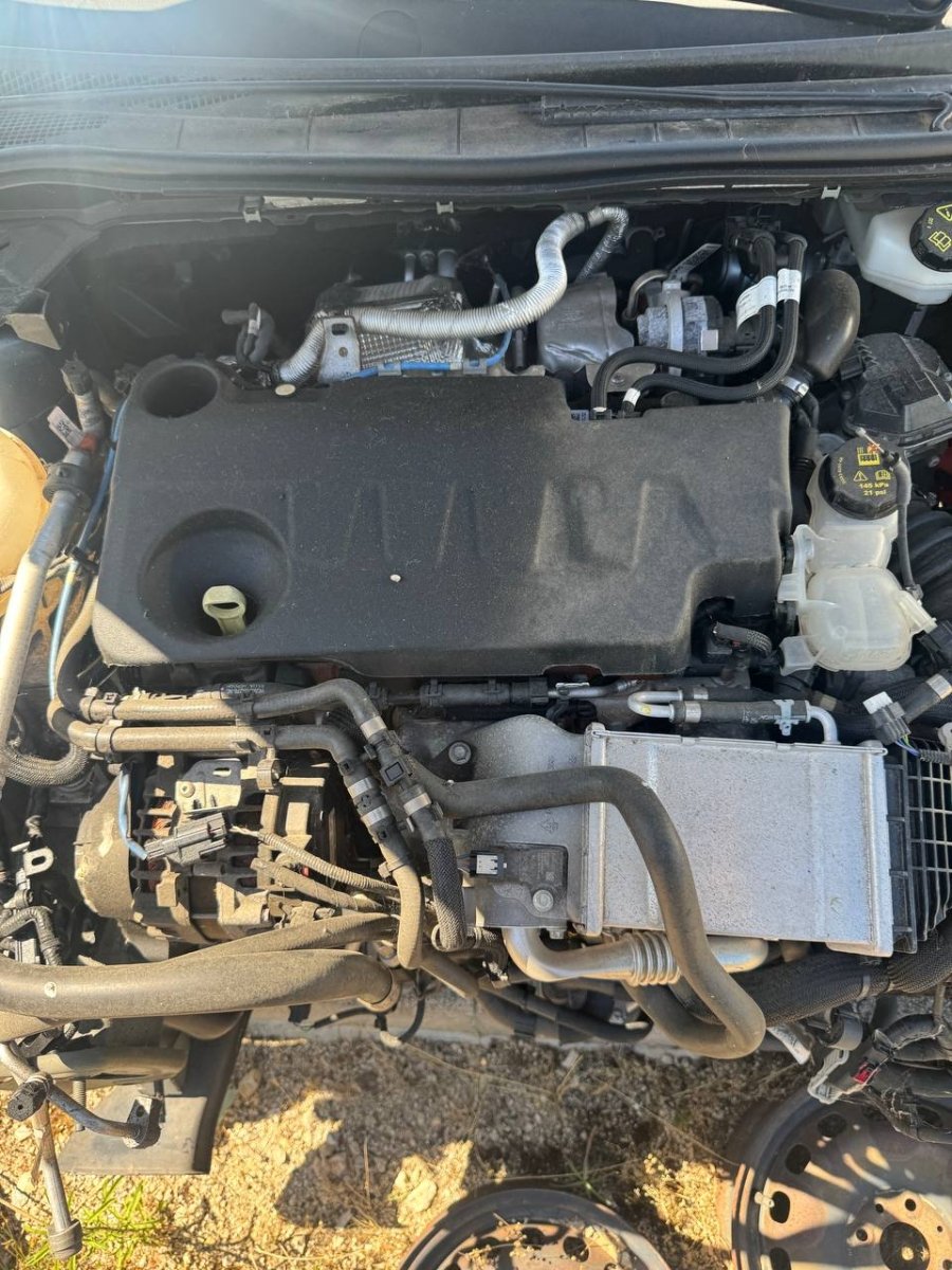 Motore Ford Kuga ( 2021 ) 2.0 Diesel 88kw 120cv cod : BJDA - F&P CRASH SRLS - Ricambi Usati