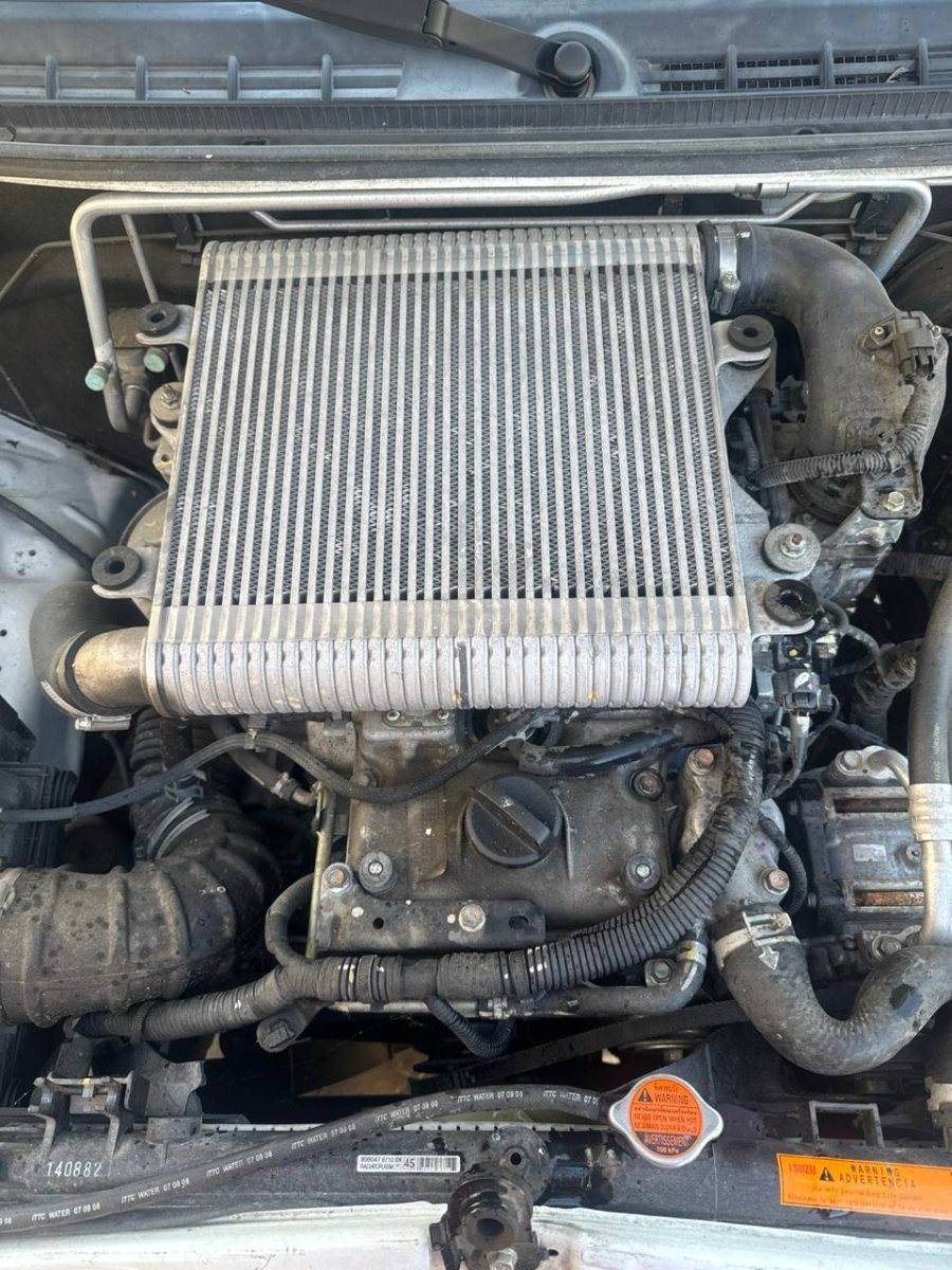 Motore Isuzu D - Max ( 2010 ) 2.5 Diesel 100kw 135cv cod : 4JK1 - F&amp;P CRASH SRL - Ricambi Usati