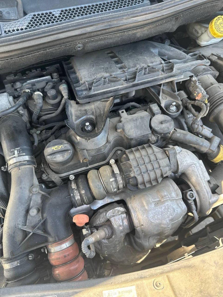 Motore Peugeot 2008 ( 2014 ) 1.6 Diesel 68kw 92cv cod : 9H06 - F&P CRASH SRLS - Ricambi Usati