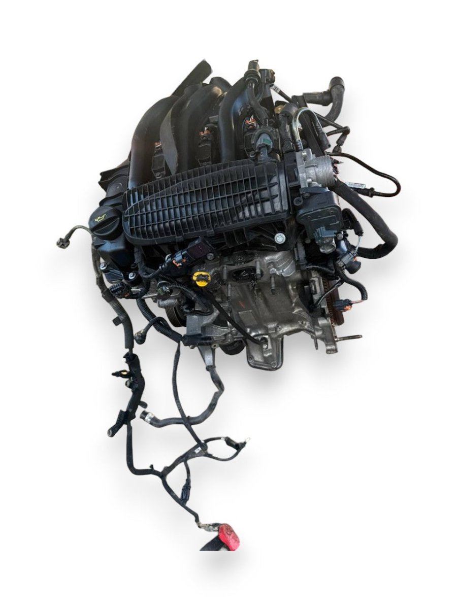 Motore Peugeot 208 ( 2018 ) 1.2 Benzina 60kw 81cv cod : HM01 - F&P CRASH SRL - Ricambi Usati