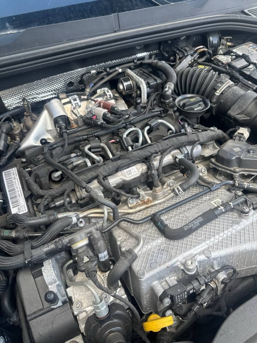 Motore Volkswagen Golf VIII ( 2022 ) 2.0 Diesel 110kw 150cv cod : DSR - F&P CRASH SRLS - Ricambi Usati