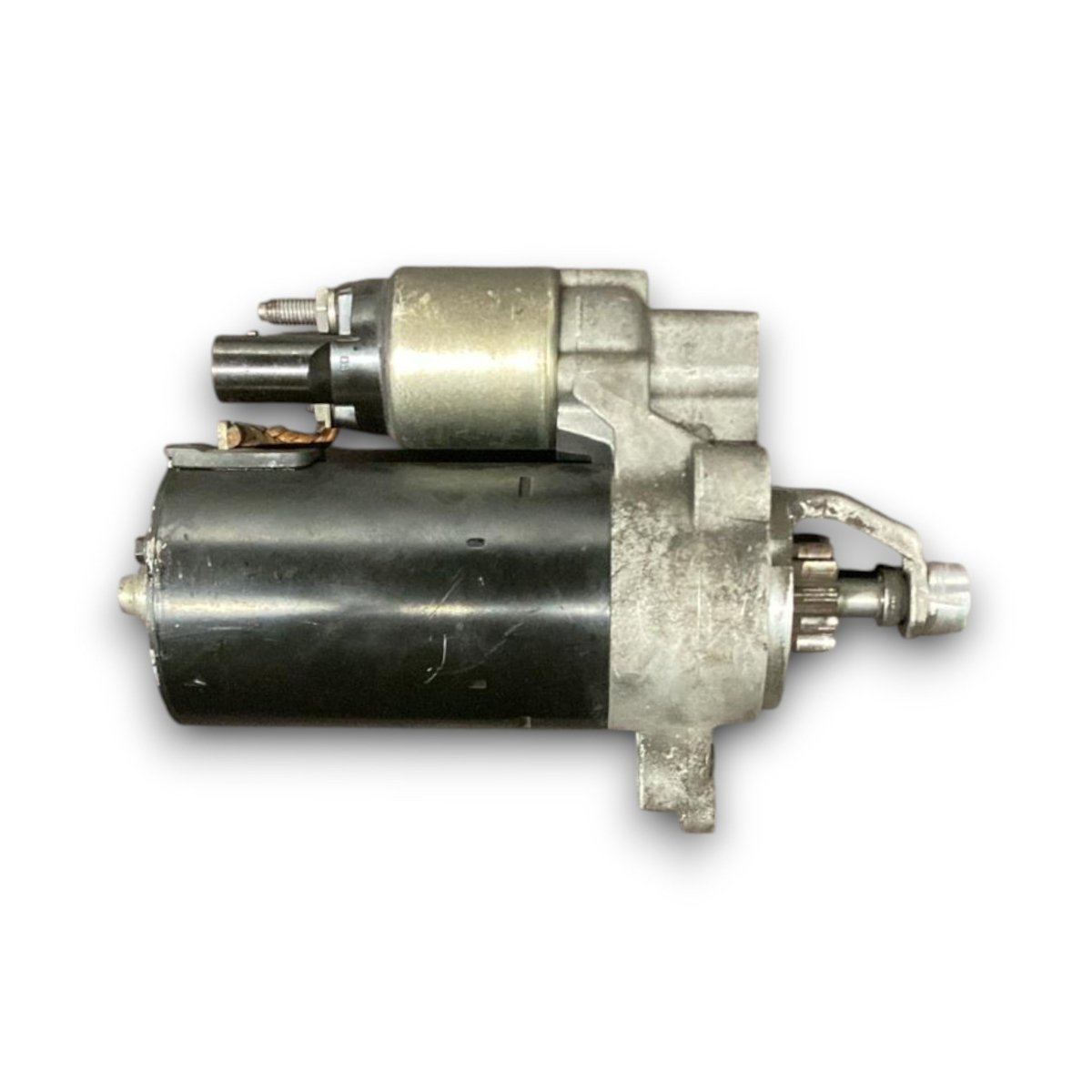 Starter motors for Audi A4 B8 code . 0001139019 2.0 diesel (2007 > 2016) - F&P CRASH SRL - Used Parts