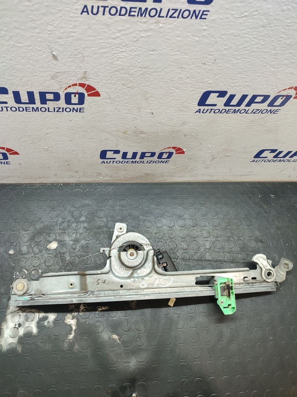 Motorino Alza Cristalli Anteriore Destro Renault Scenic (2008) Cod:400749K - F&P CRASH SRLS - Ricambi Usati