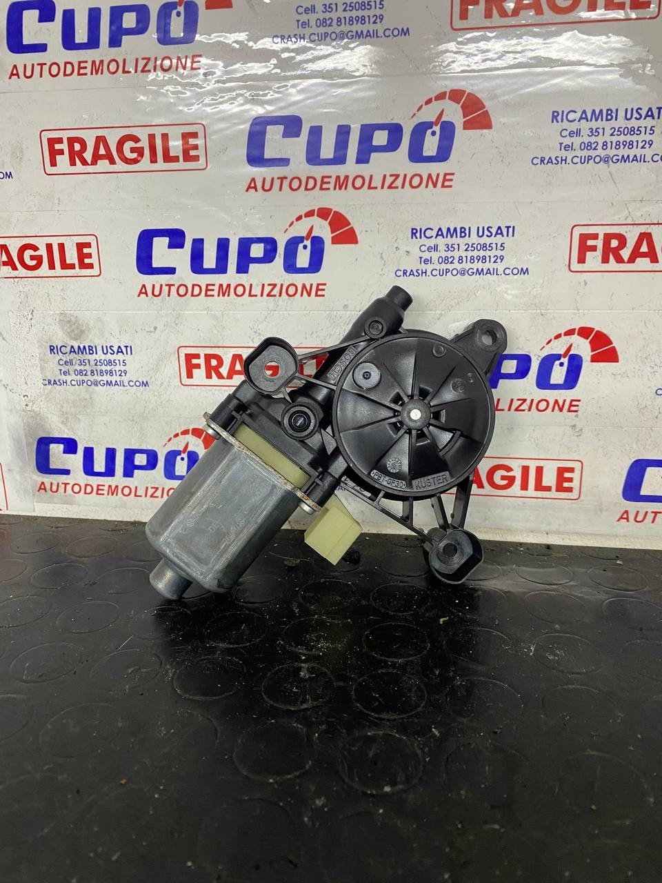 Left Front Window Regulator Motor Seat Leon (2017) code: E850202099 - F&P CRASH SRLS - Used Parts