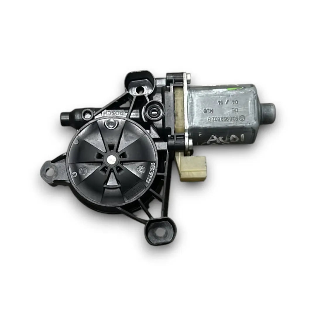 Dettaglio Motorino alzacristallo sinistro anteriore Audi A3 8V 2016–2021 OEM 5Q0959802B - foto 2