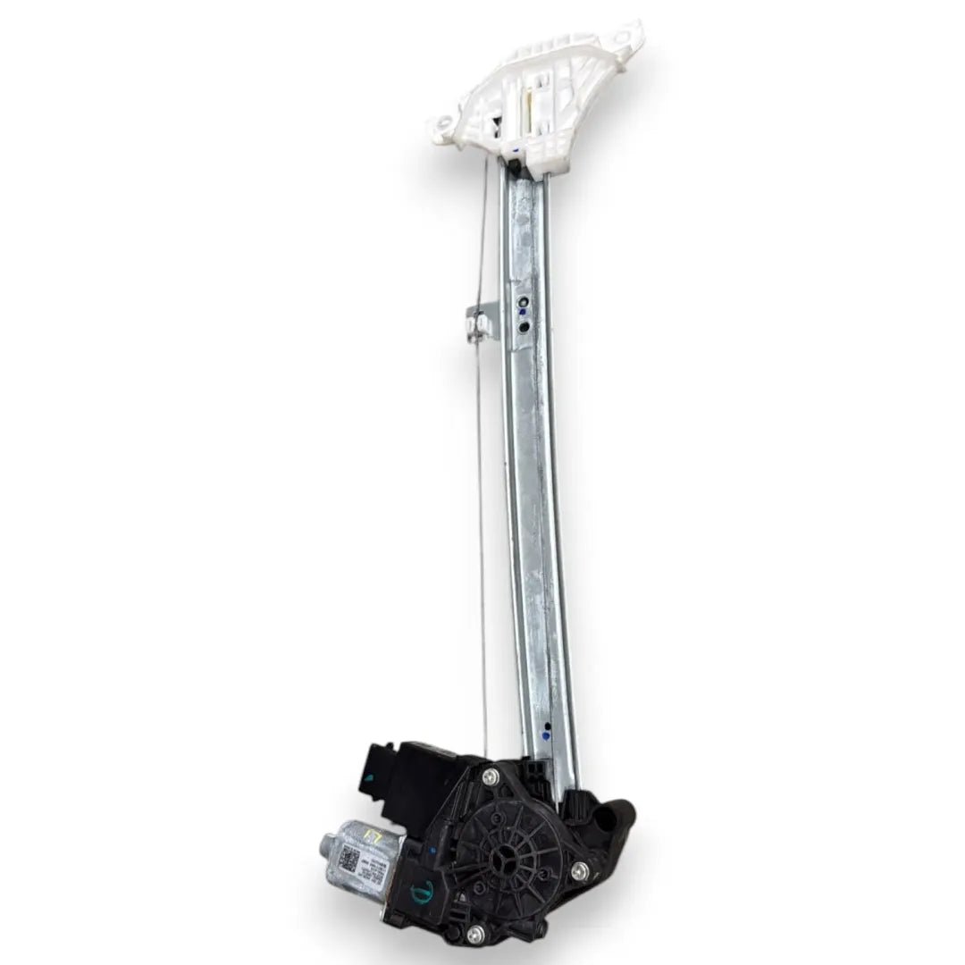 Motorino alzacristallo sinistro anteriore Hyundai i20 2020–2024 OEM 82450Q0010