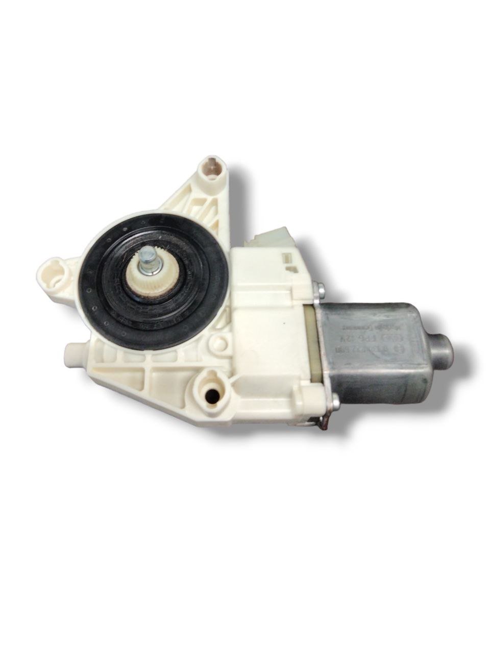 Front Window Lifter Motor Left Mercedes - Benz Class B W246 cod.A2469065100 (2012 - 2018) - F&P CRASH SRLS - Used Parts