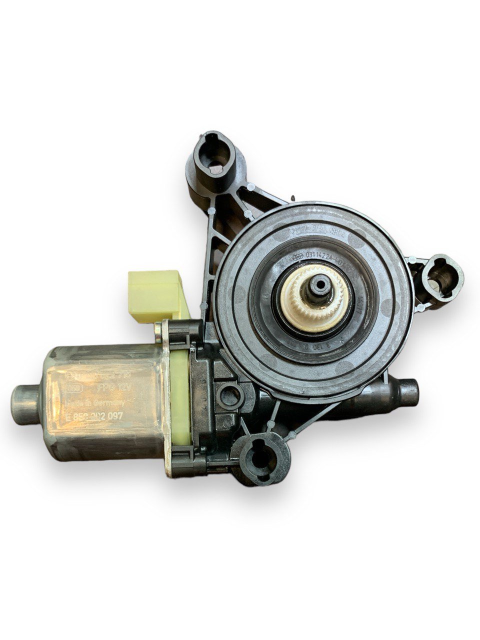 Motorino Alzavetro Anteriore Destro Dx Volkswagen T-Roc (2018) COD:5Q0959801A - F&P CRASH SRLS - Ricambi Usati