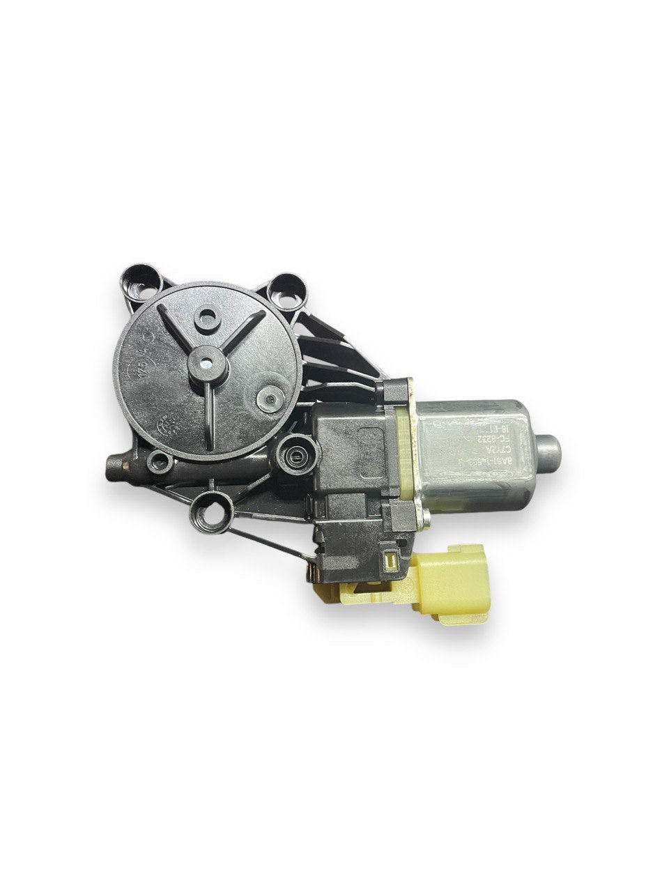 Motorino alzavetro anteriore destro Ford Fiesta VI cod:8A6114553 (2008 - 2017) - F&P CRASH SRLS - Ricambi Usati