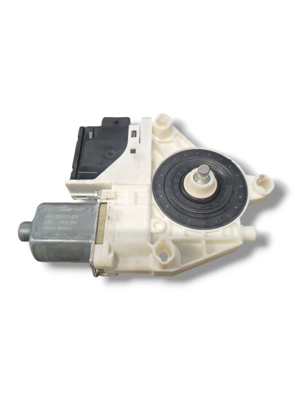 Motorino Alzavetro Anteriore Sinistro Alfa Romeo Giulia (2016>) Cod : 0130822923 - F&P CRASH SRLS - Ricambi Usati