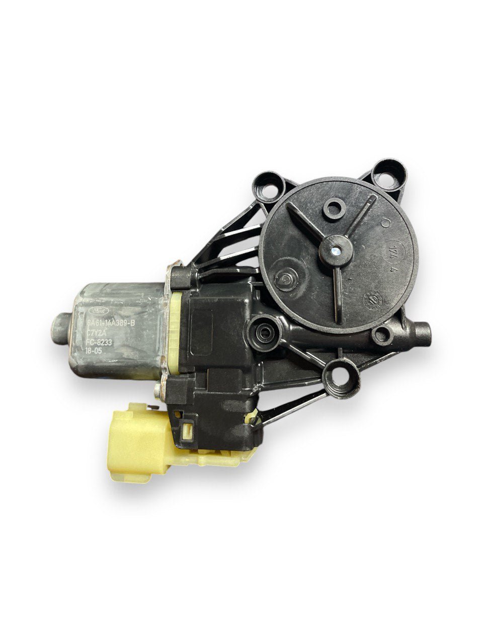 Motorino alzavetro anteriore sinistro Ford Fiesta VI cod:8A6114A389 (2008 - 2017) - F&P CRASH SRLS - Ricambi Usati