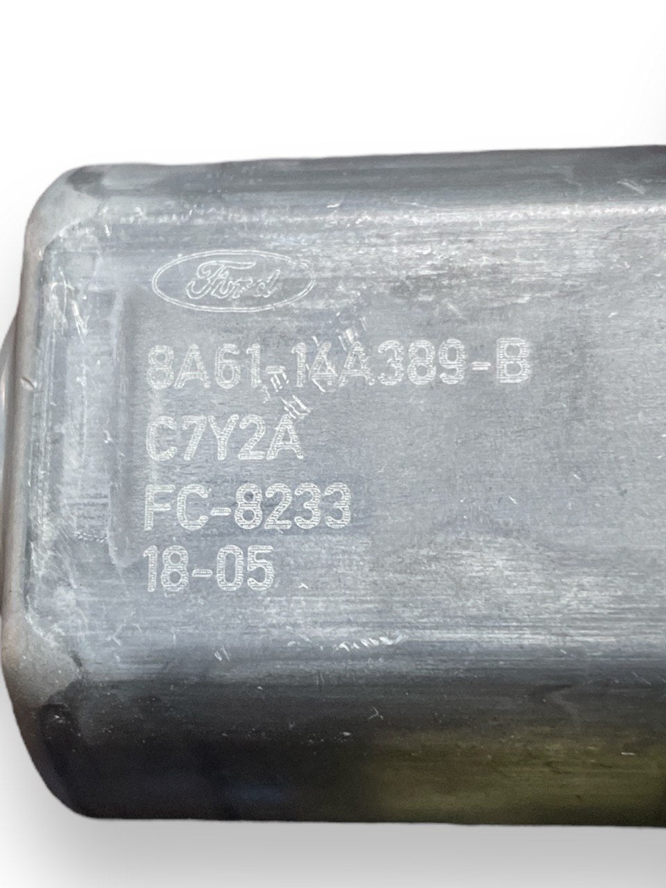 Motorino alzavetro anteriore sinistro Ford Fiesta VI cod:8A6114A389 (2008 - 2017) - F&P CRASH SRLS - Ricambi Usati