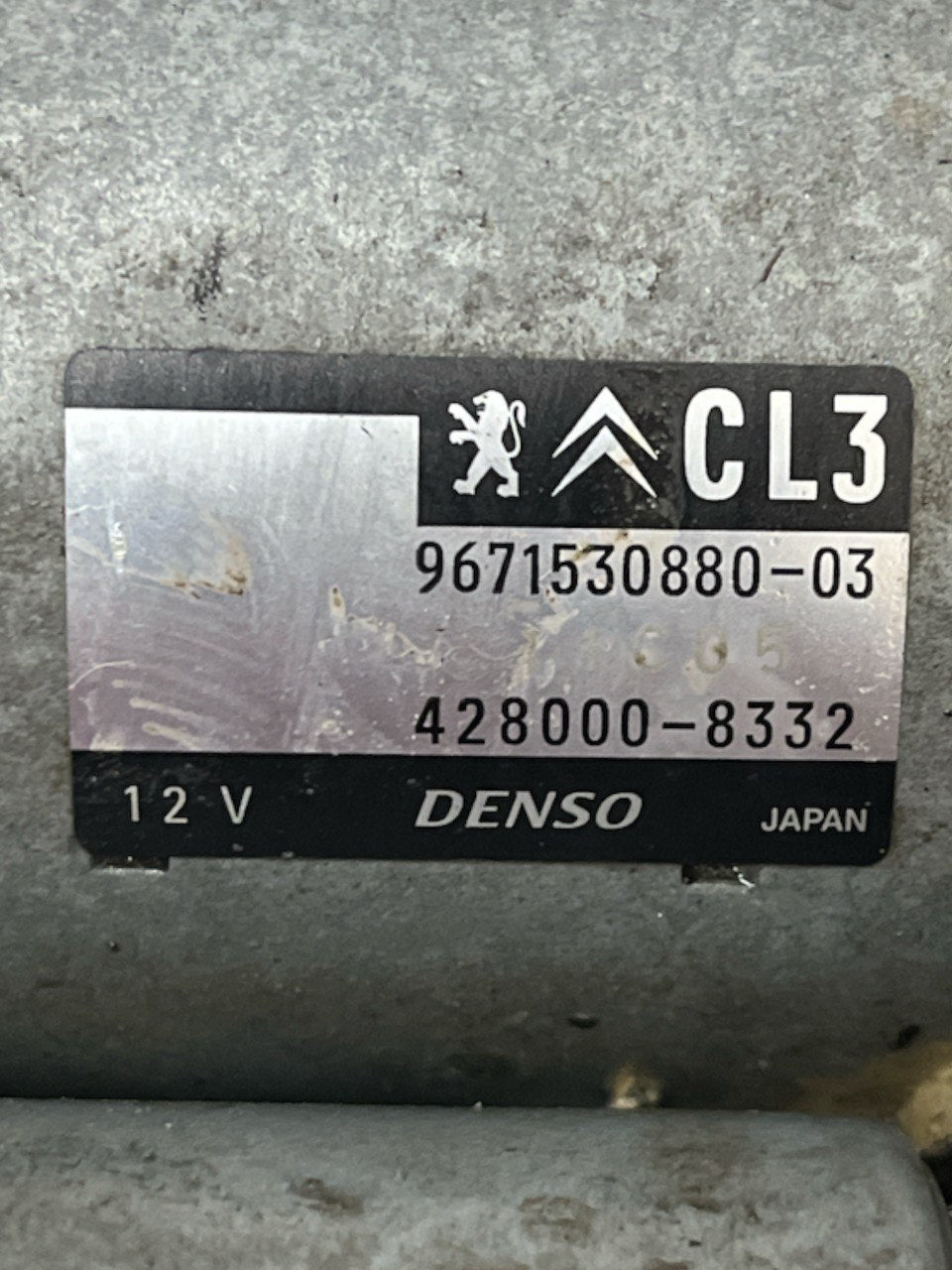 Motorino Avviamento Citroen C3 II / Peugeot 208 / Peugeot 2008 1.2 Benzina (2009 al 2016) cod: 9671530880-03 / 428000-8332 - F&P CRASH SRLS - Ricambi Usati