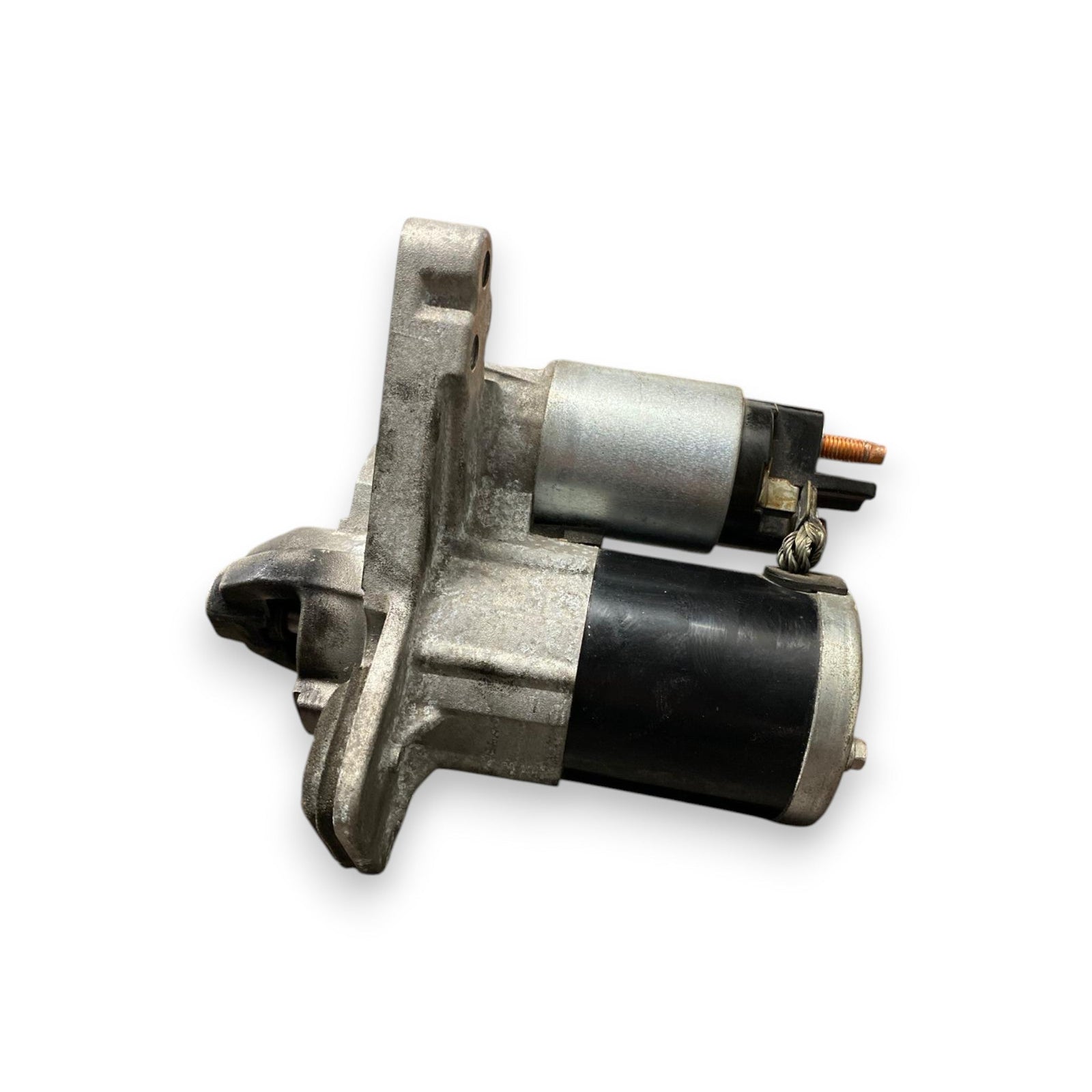 Starter motor Dacia Sandero Stepway 900 Petrol (2012 - 2020) Code: 233000557R - F&P CRASH SRLS - Used Parts